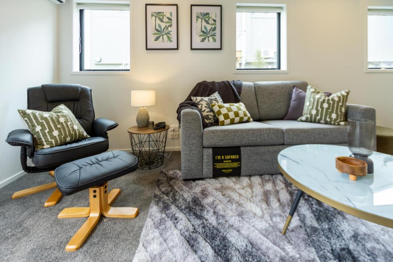 Peaceful Park View Townhouse 2 Bed W/Carpark Leilighet Christchurch Eksteriør bilde